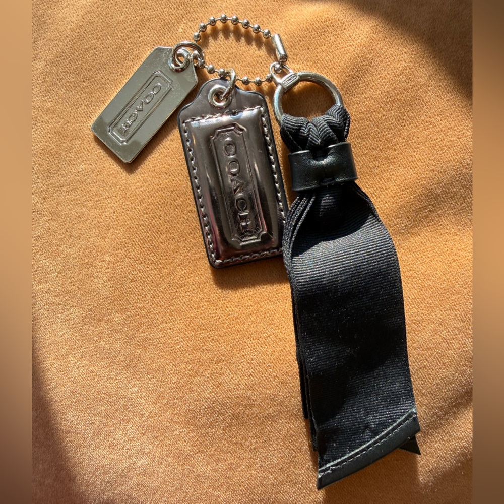 Coach (✨B1G1 1/2 off) Black and Silver Keychain Accessory